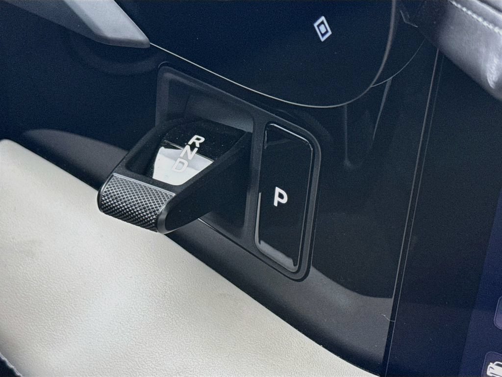 Certified 2023 Porsche Taycan 4S AWD/4WD image 21