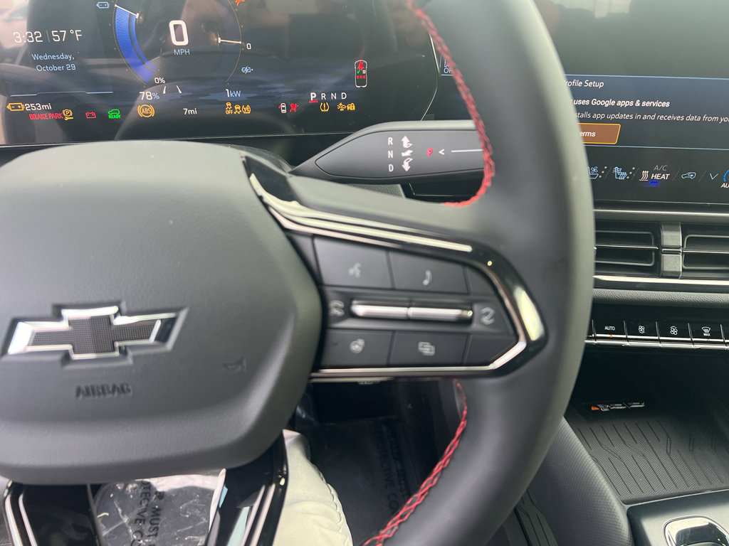 New 2026 Chevrolet Equinox EV RS image 17