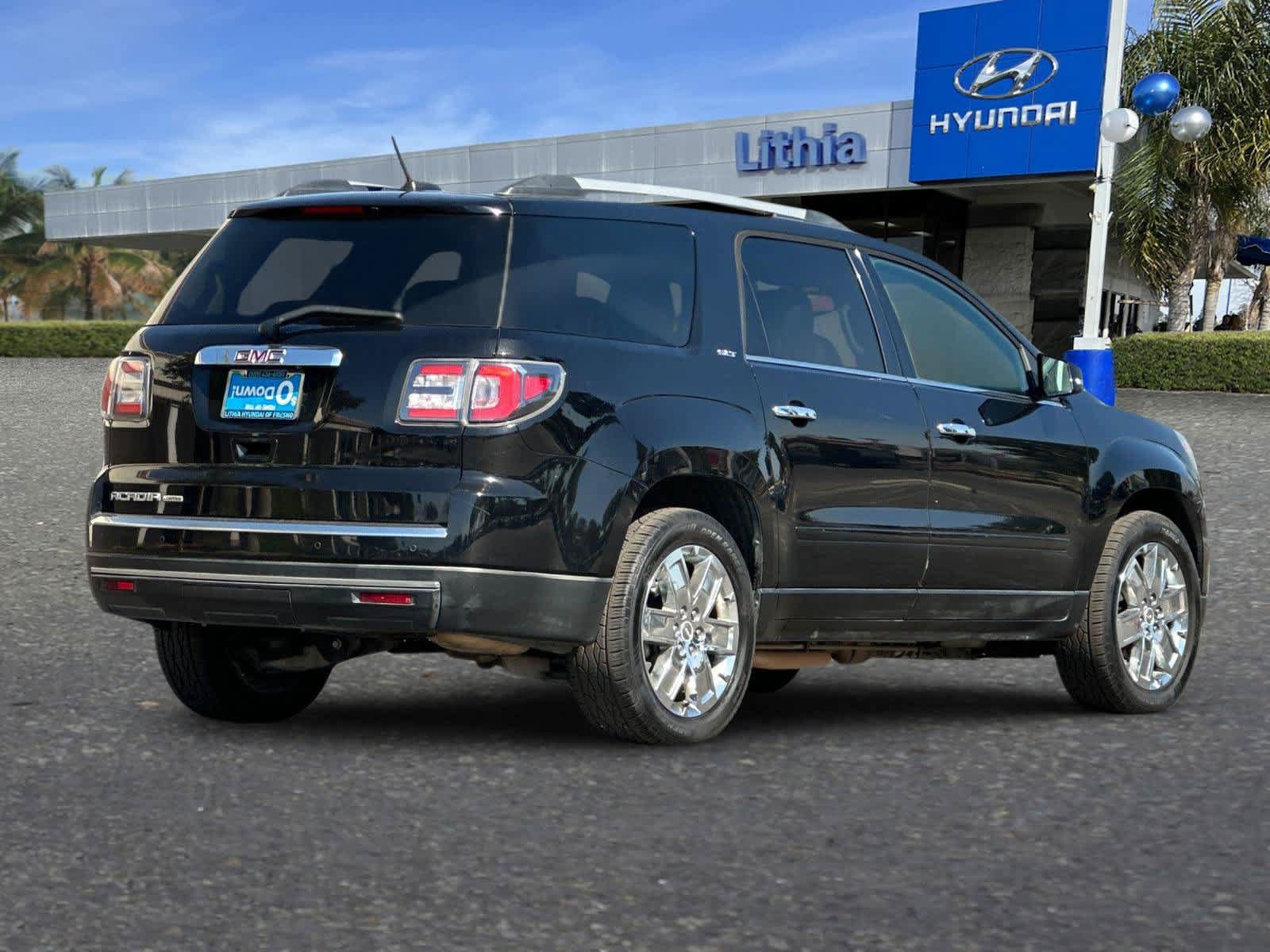 Used 2017 GMC Acadia Limited SLT FWD image 3