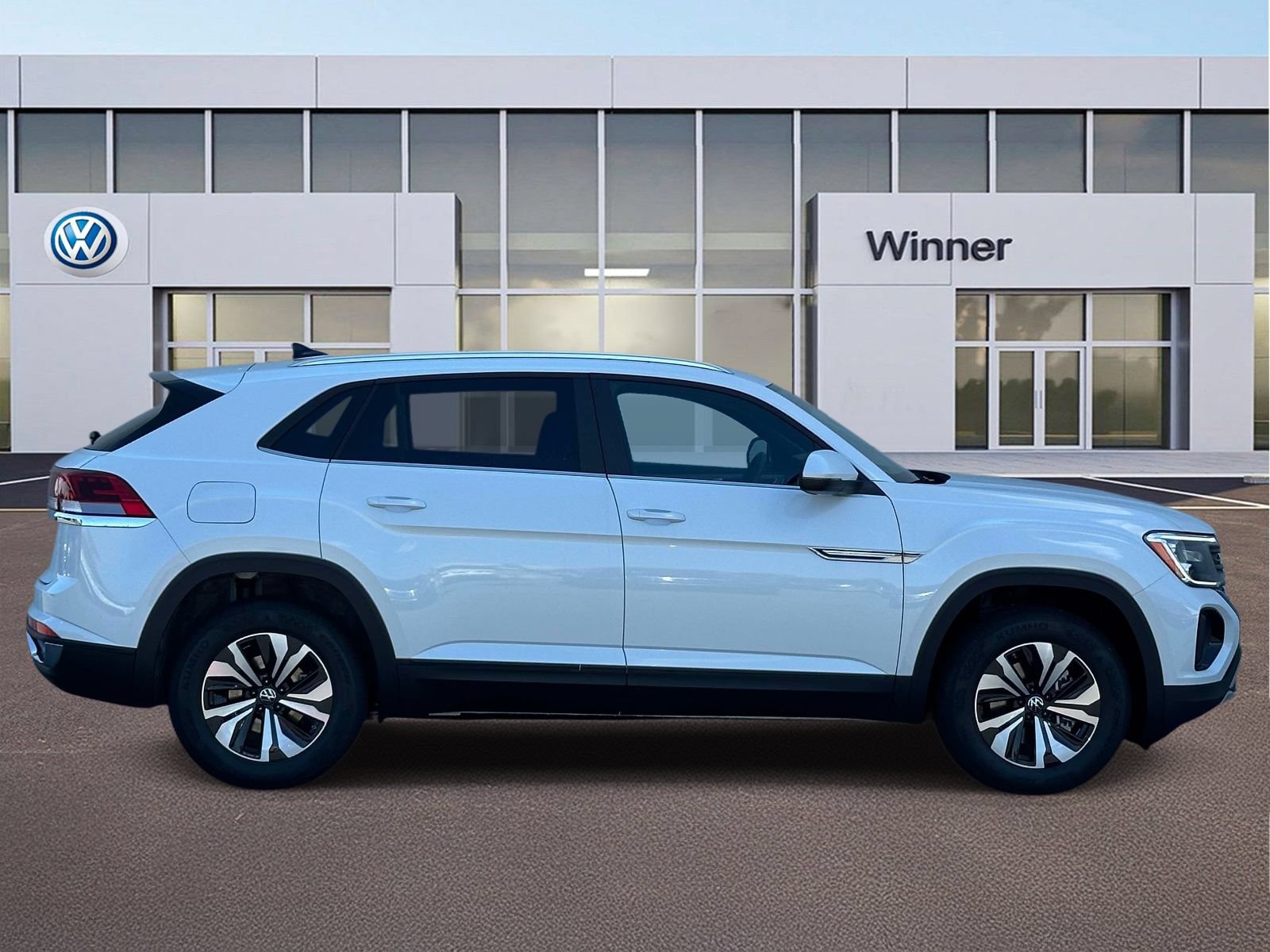 New 2026 Volkswagen Atlas Cross Sport SE FWD image 6