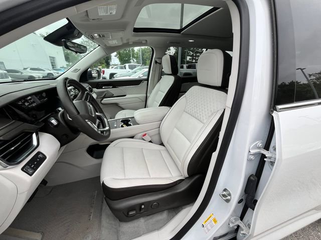Used 2024 GMC Acadia Denali w/ Super Cruise Package AWD/4WD image 10