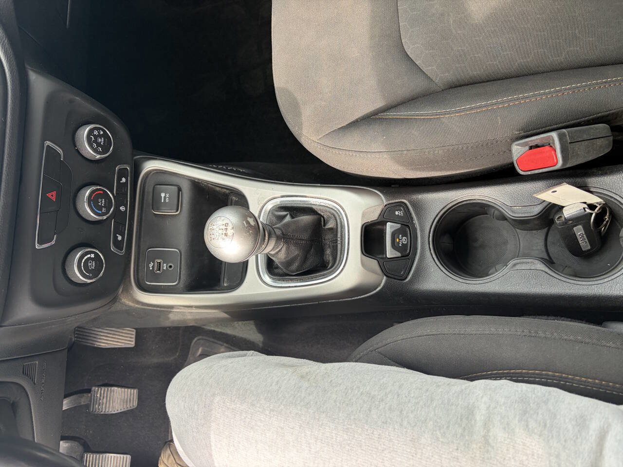 Used 2017 Jeep Compass Sport w/ Cold Weather Group image 23