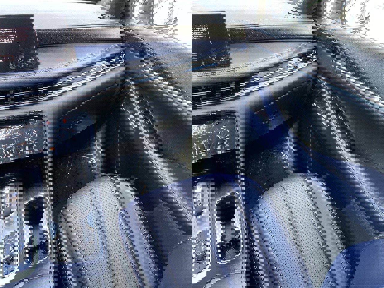 New 2026 INFINITI QX60 Luxe image 19