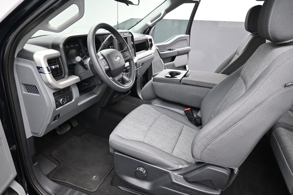 Used 2023 Ford F250 XL w/ STX Appearance Package AWD/4WD image 11