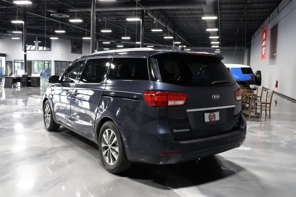 Used 2016 Kia Sedona SX FWD image 5