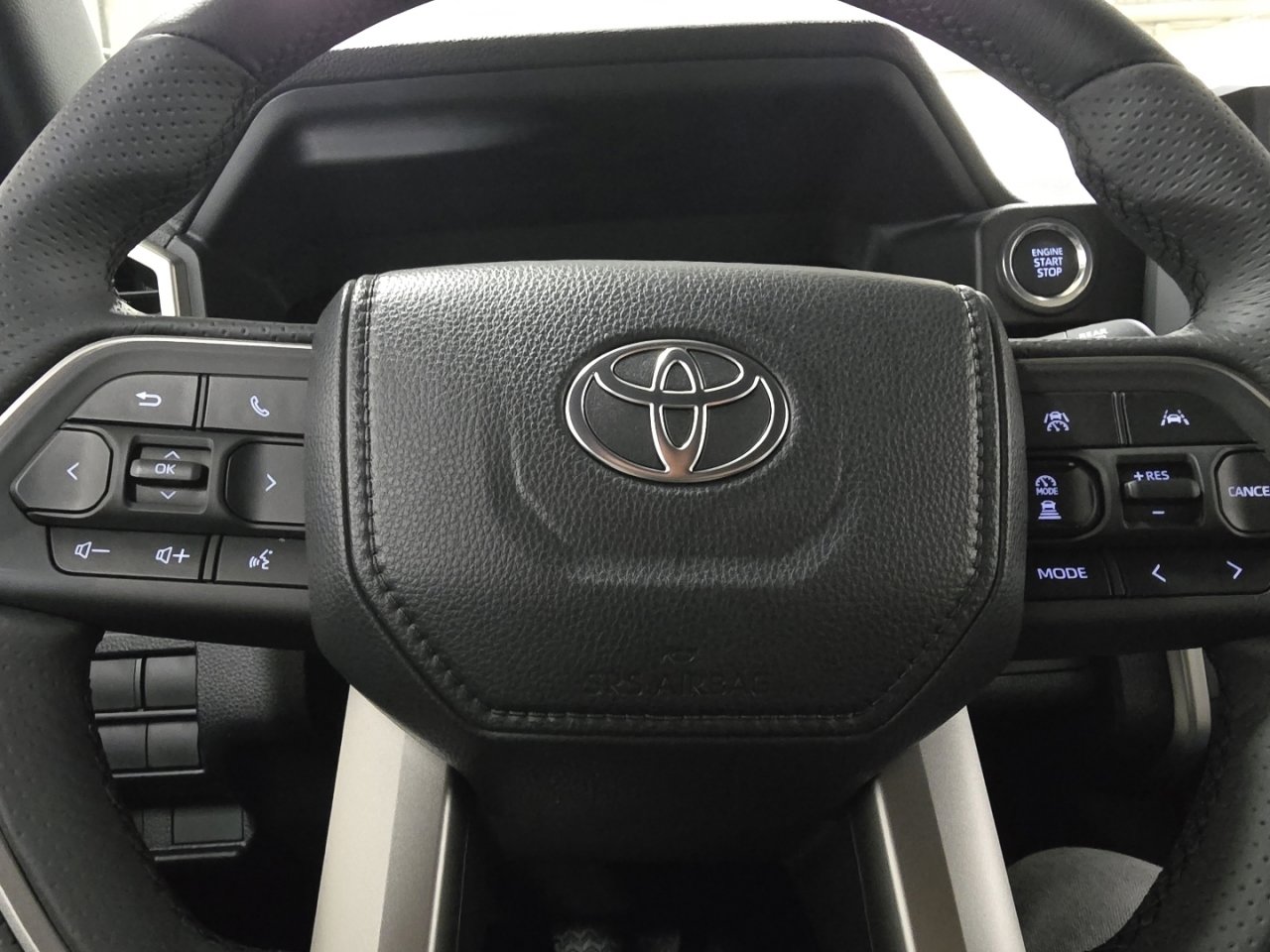 New 2026 Toyota 4Runner SR5 image 28