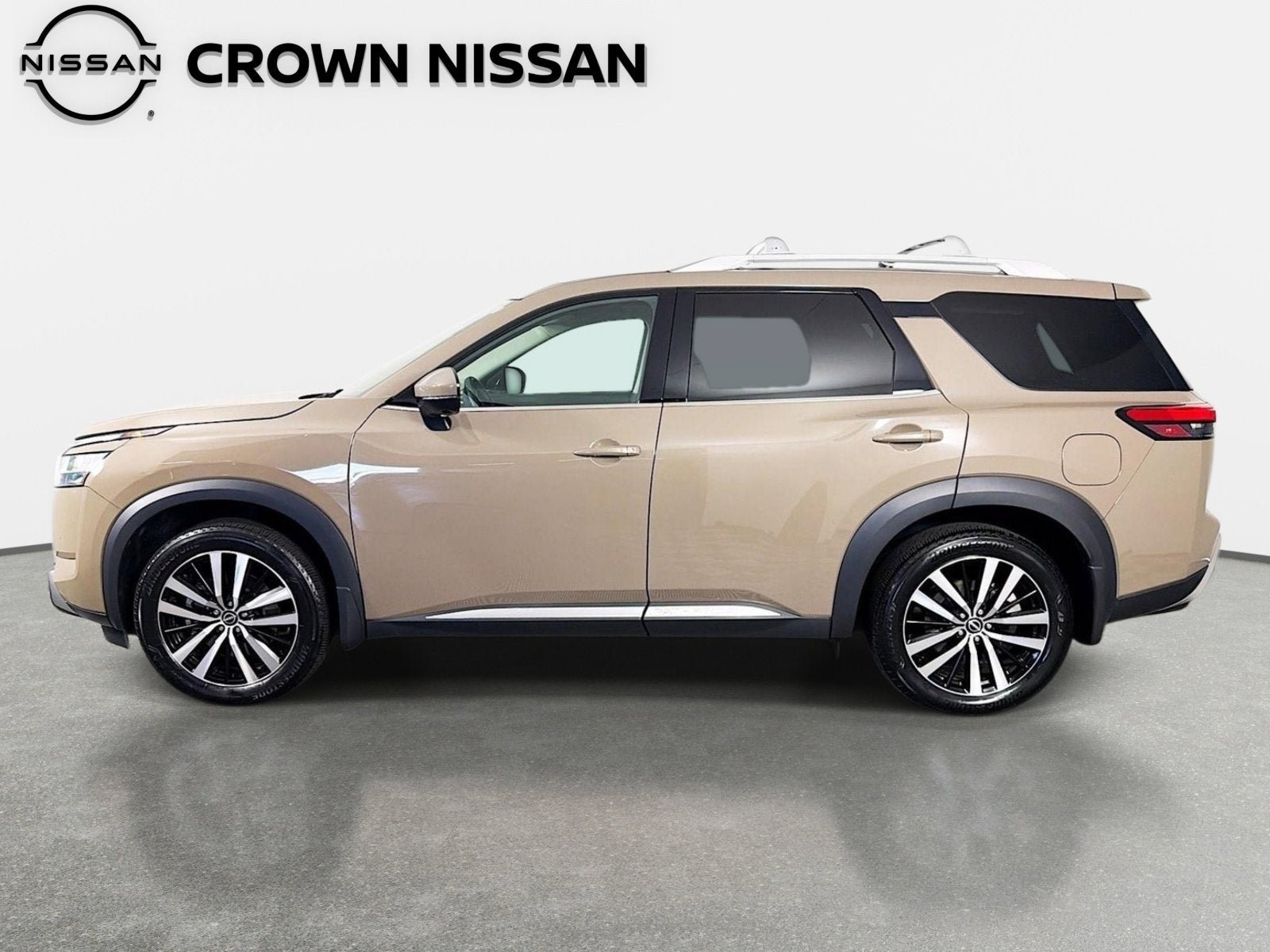 Certified 2024 Nissan Pathfinder Platinum w/ Cargo Package AWD/4WD image 8
