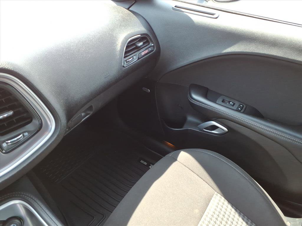 Used 2021 Dodge Challenger R/T Scat Pack w/ Driver Convenience Group image 30