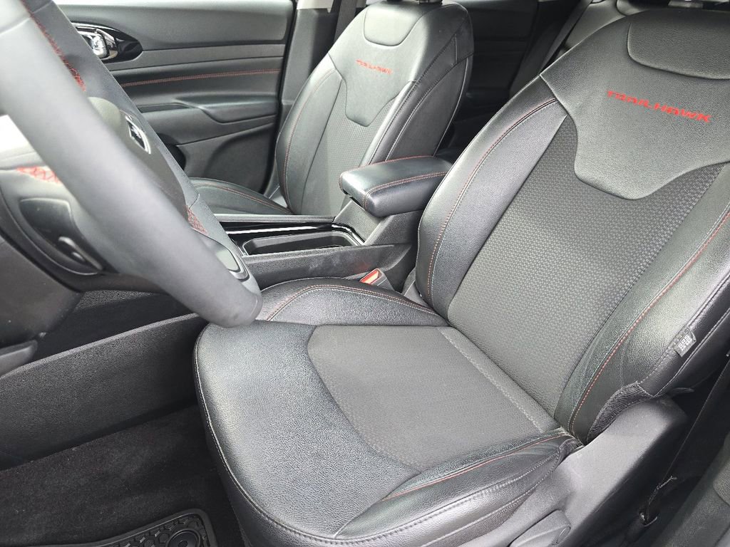 Used 2022 Jeep Compass Trailhawk image 20