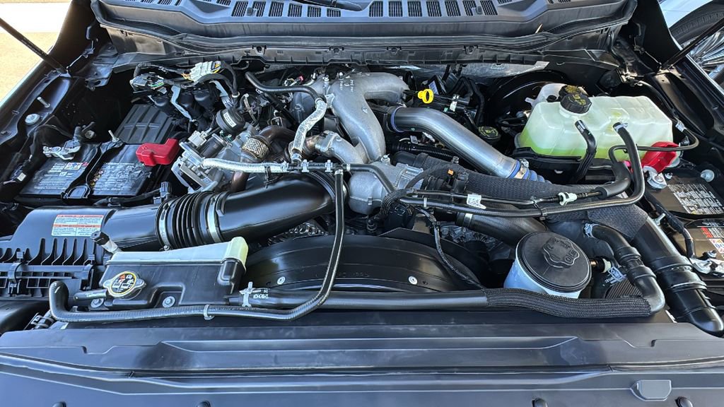 Certified 2024 Ford F250 Platinum w/ FX4 Off-Road Package image 27