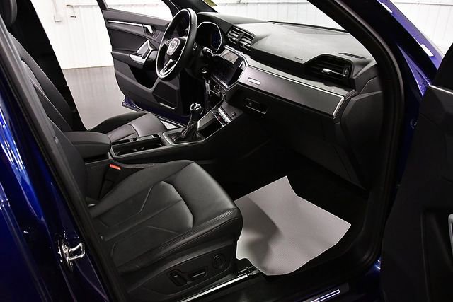 Used 2025 Audi Q3 2.0T Premium image 29