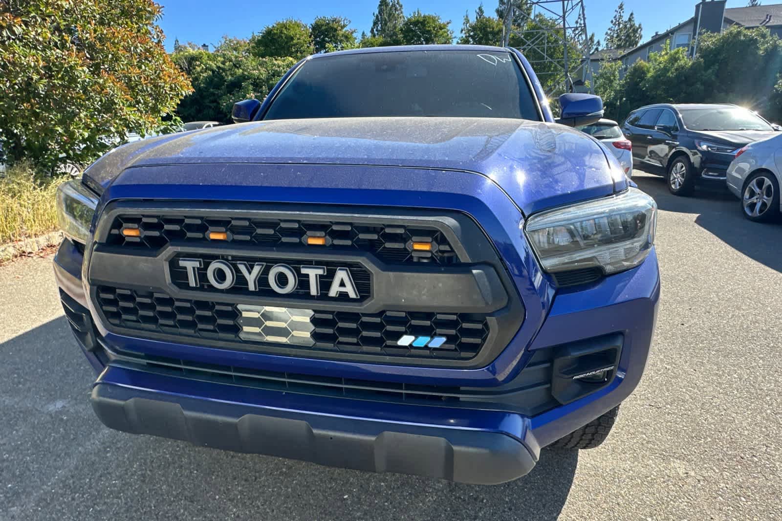Used 2023 Toyota Tacoma TRD Off-Road w/ Black Out Package (TMS) AWD/4WD image 6