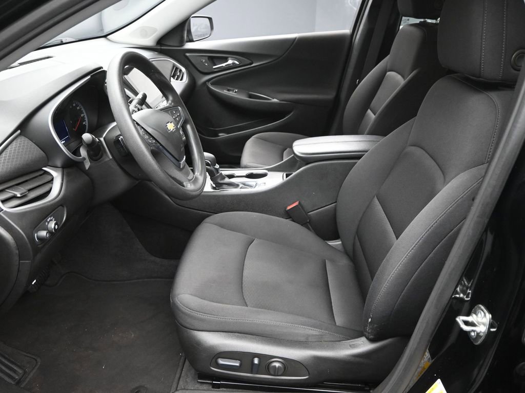 Used 2024 Chevrolet Malibu LT image 13