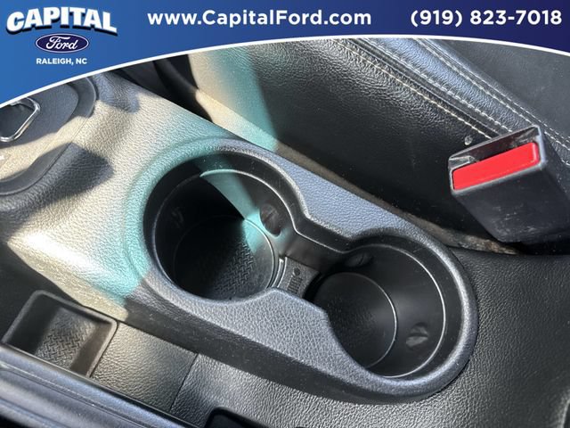 Used 2017 Jeep Wrangler Unlimited Sahara w/ Connectivity Group AWD/4WD image 31
