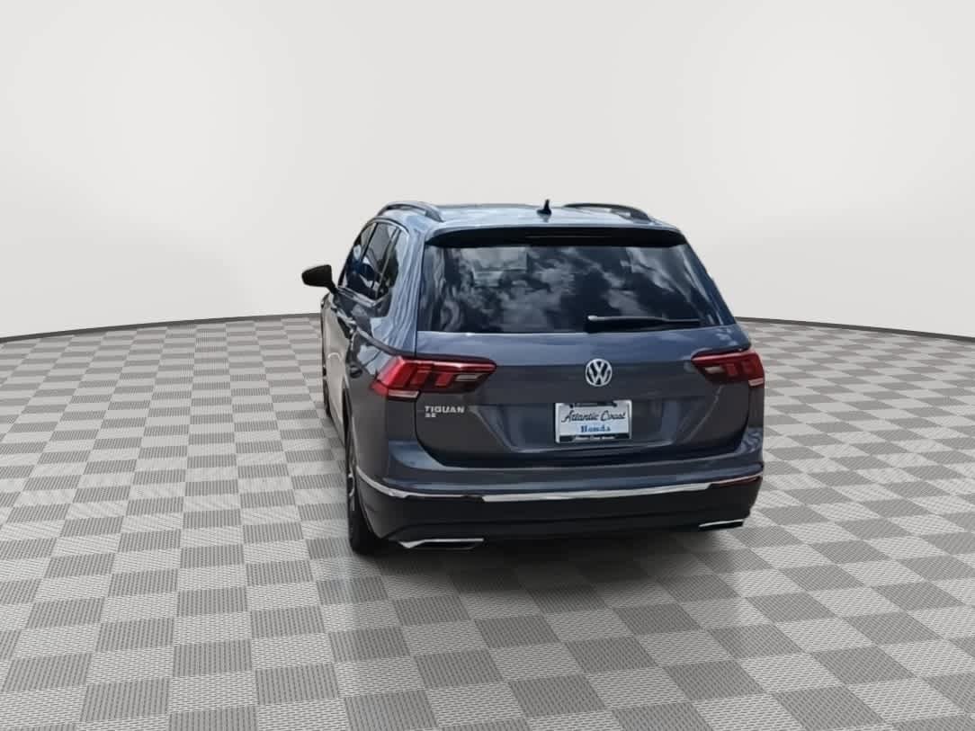 Used 2021 Volkswagen Tiguan SE w/ Panoramic Sunroof Package FWD image 7