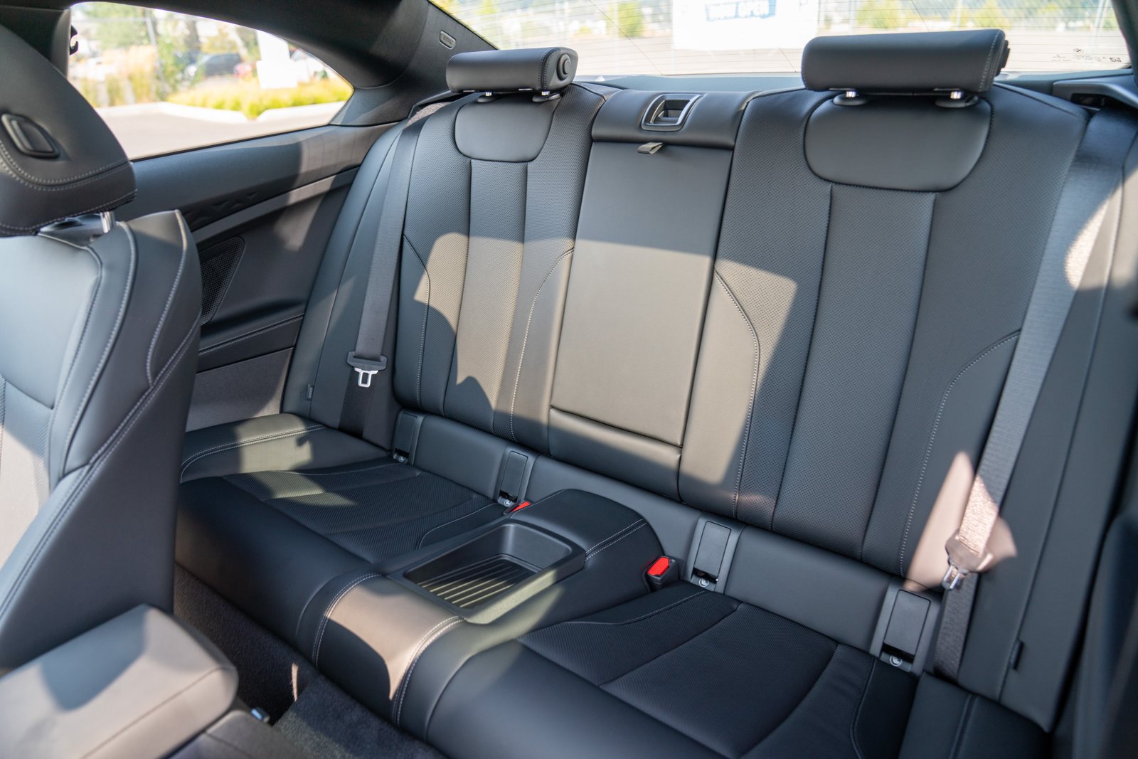 Used 2023 BMW 230i Coupe w/ Convenience Package RWD image 21