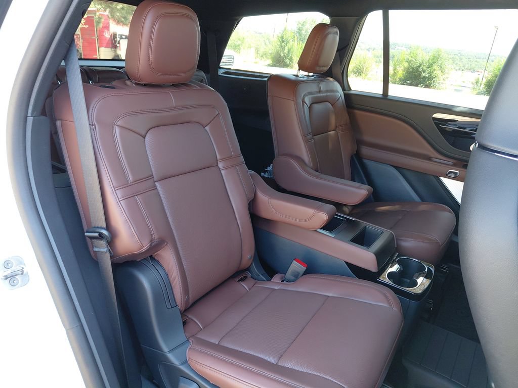 New 2026 Lincoln Aviator Reserve AWD/4WD image 35