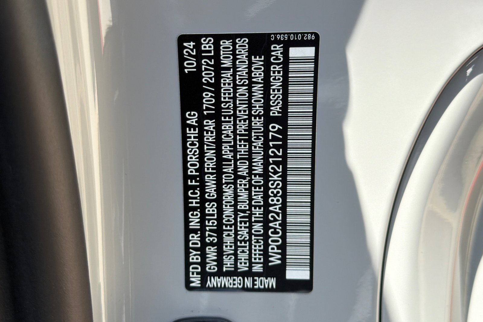 Used 2025 Porsche 718 Boxster w/ Premium Package RWD image 26