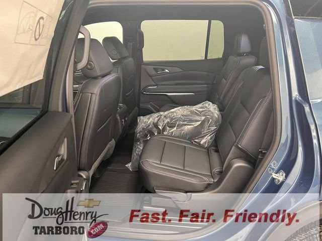New 2026 Chevrolet Traverse LT w/ Driver Confidence Package FWD image 34