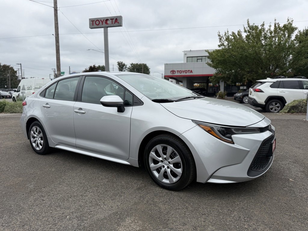 Used 2021 Toyota Corolla LE image 28