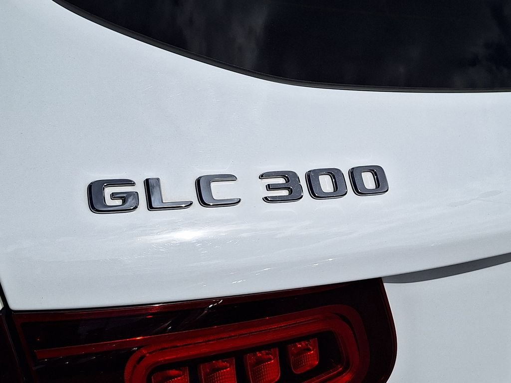 Used 2022 Mercedes-Benz GLC 300 4MATIC image 31