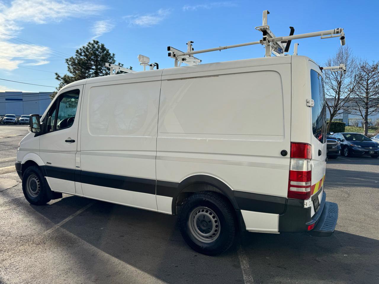 Used 2012 Mercedes-Benz Sprinter 2500 w/ Additional Battery Pkg image 9