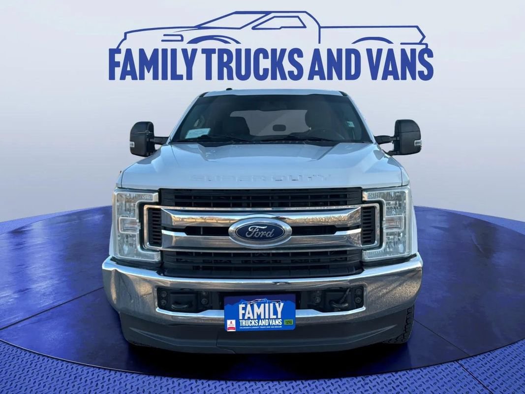 Used 2017 Ford F250 XLT AWD/4WD image 8