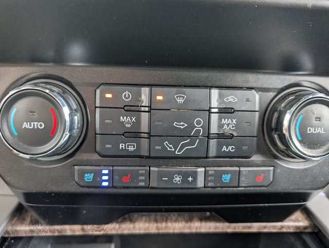 Used 2019 Ford F250 Lariat w/ Lariat Ultimate Package AWD/4WD image 32
