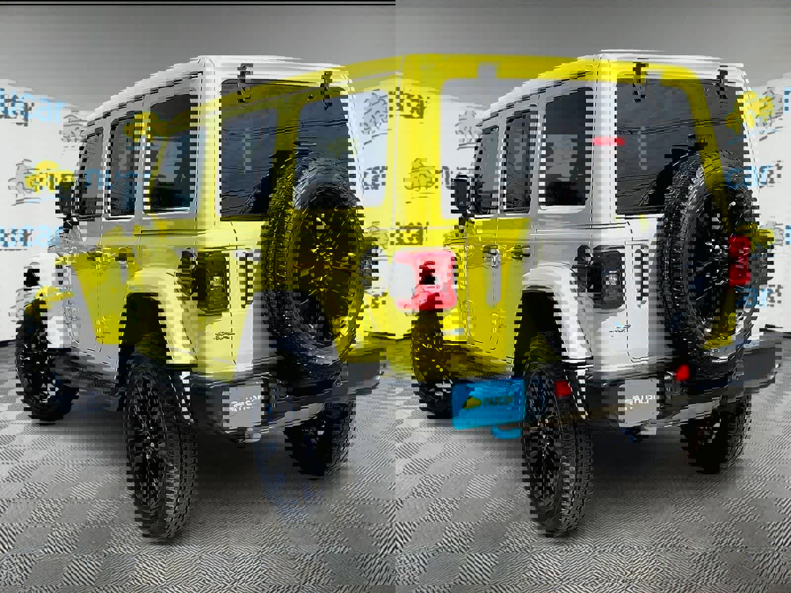 Used 2022 Jeep Wrangler Unlimited Sahara w/ Cold Weather Group AWD/4WD image 4