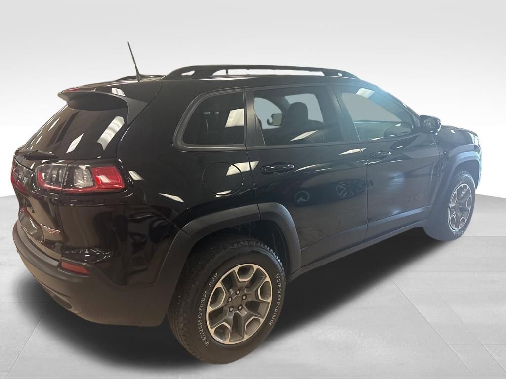 Used 2022 Jeep Cherokee Trailhawk image 6