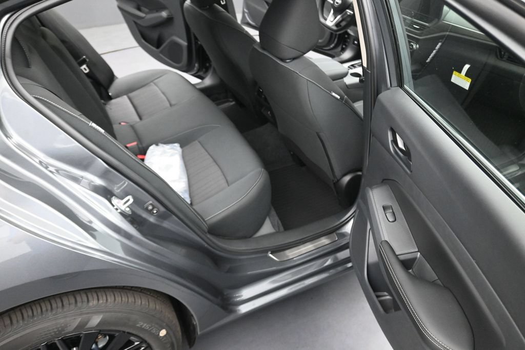 New 2026 Nissan Altima 2.5 SV AWD/4WD image 14