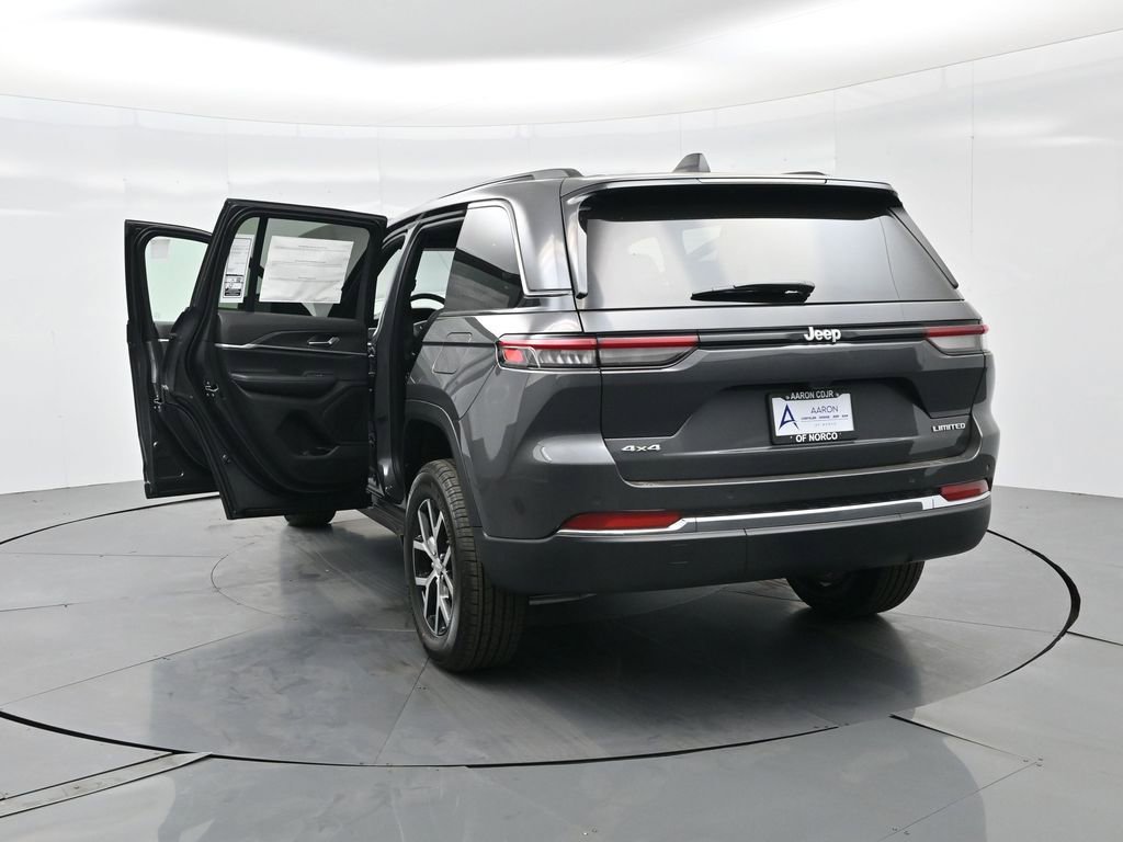 New 2025 Jeep Grand Cherokee Limited image 43