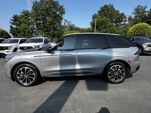 Certified 2024 Lincoln Nautilus Reserve AWD/4WD image 8
