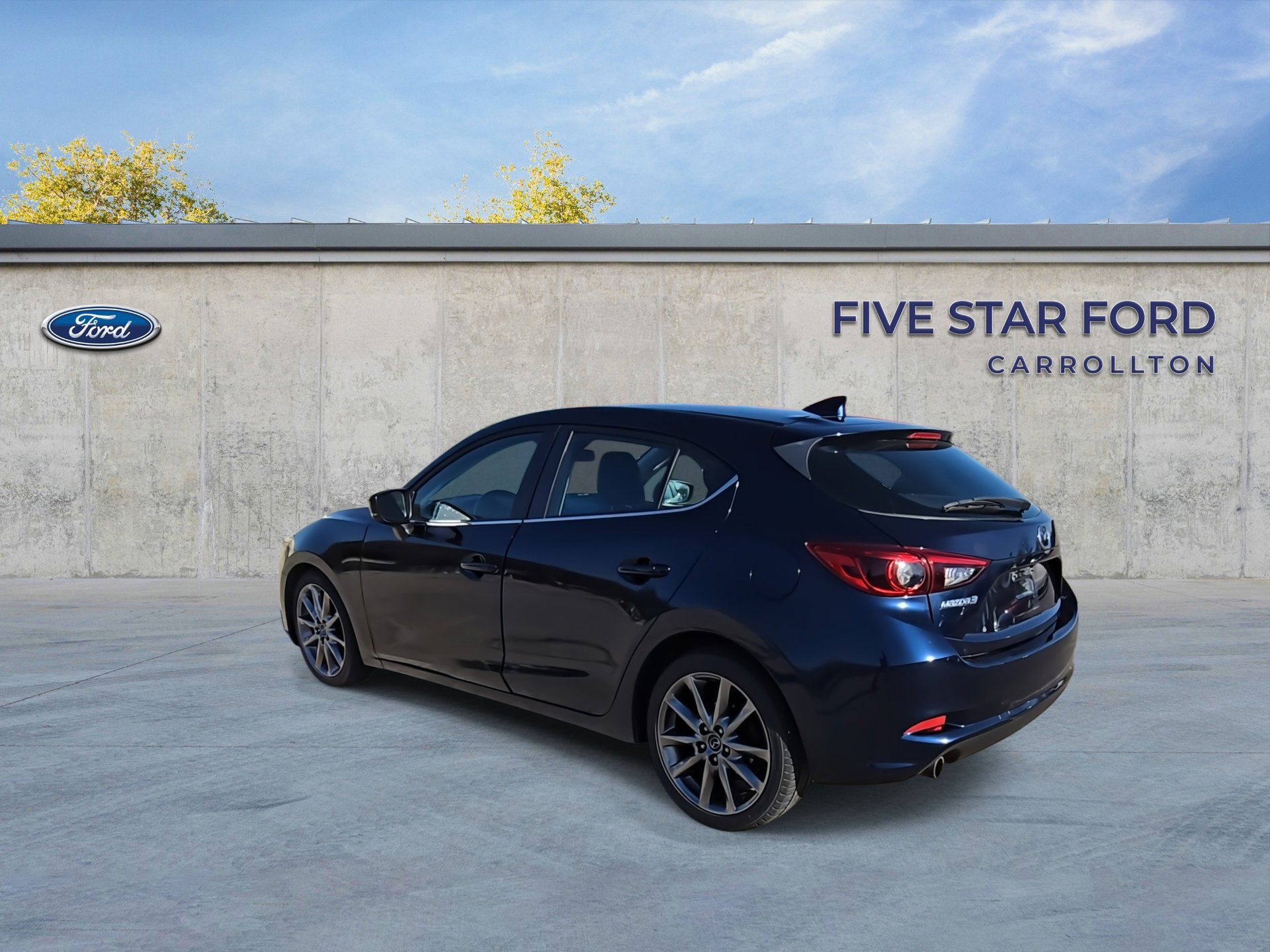 Used 2018 MAZDA MAZDA3 Grand Touring image 6