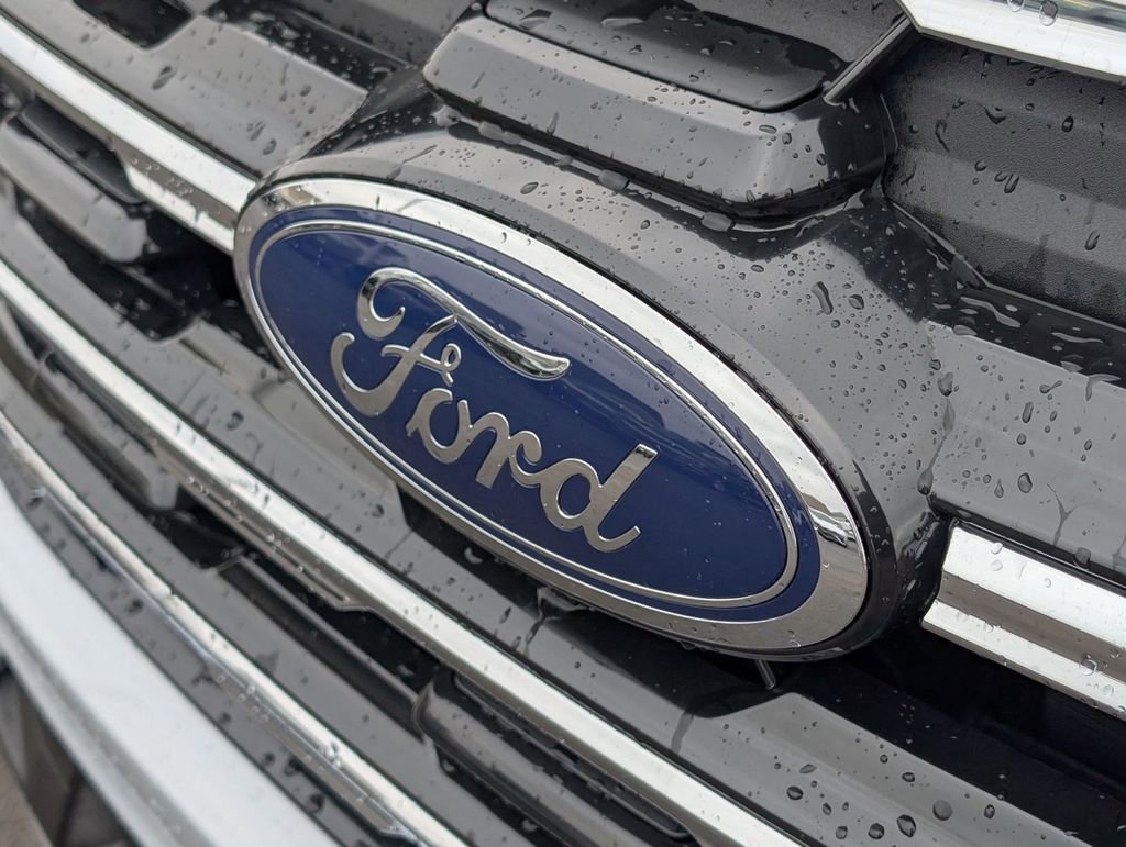 New 2026 Ford Explorer Active image 11