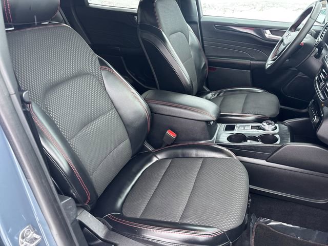 Used 2023 Ford Escape ST-Line w/ Tech Pack #1 image 34