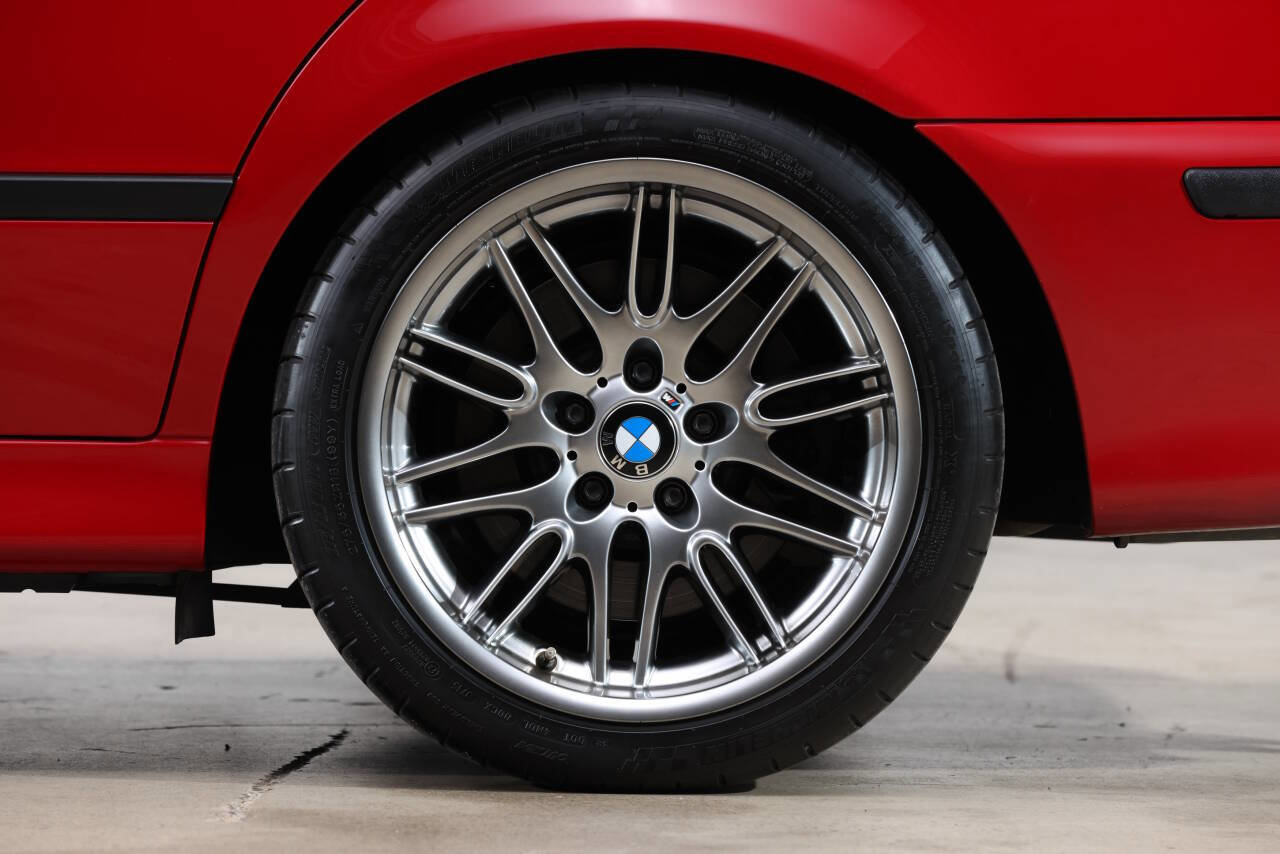 Used 2003 BMW M5 image 44