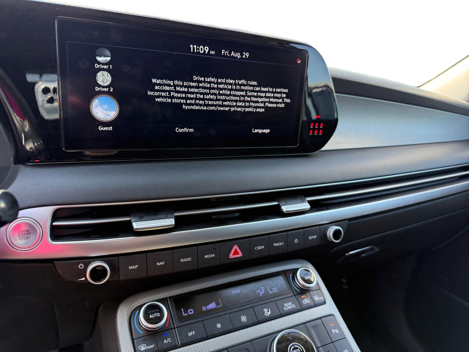 Certified 2024 Hyundai Palisade SEL image 12