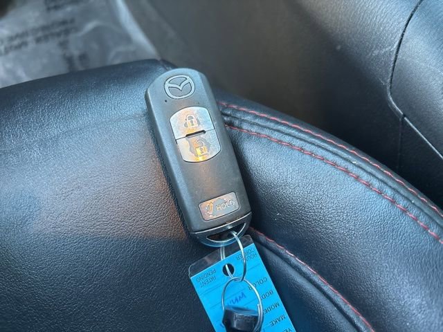 Used 2015 MAZDA MAZDA3 i Grand Touring image 34