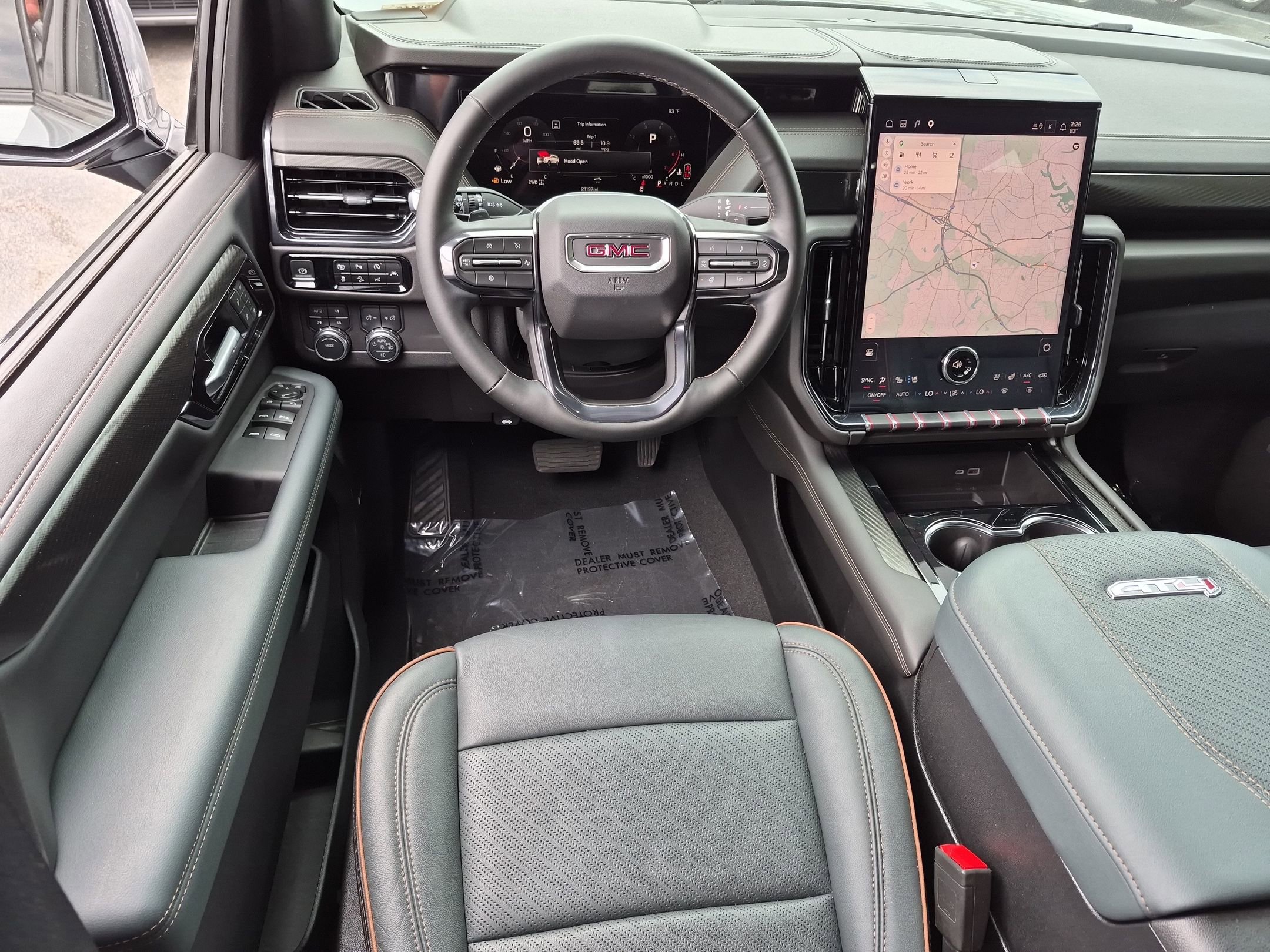 Used 2025 GMC Yukon XL AT4 w/ AT4 Premium Package AWD/4WD image 29