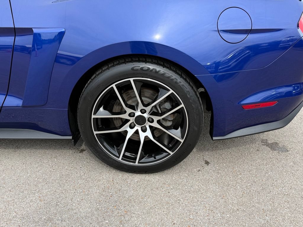 Used 2015 Ford Mustang GT Premium w/ Enhanced Security Package RWD image 40