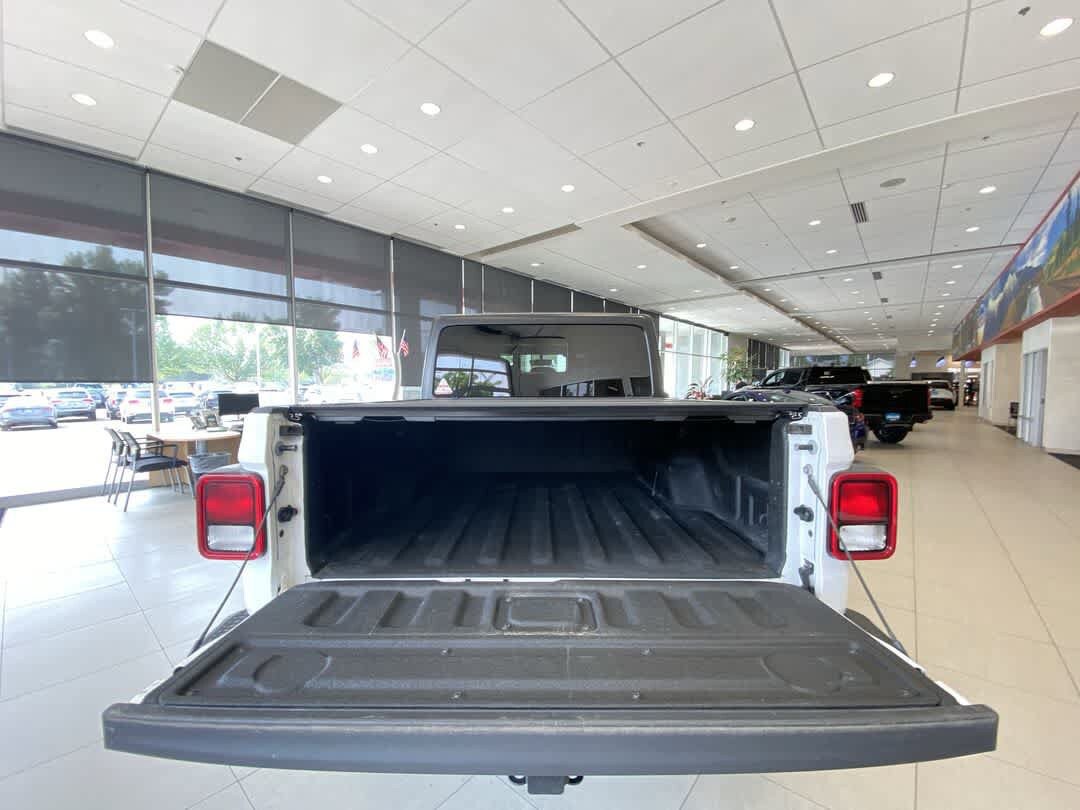 Used 2021 Jeep Gladiator Mojave AWD/4WD image 25