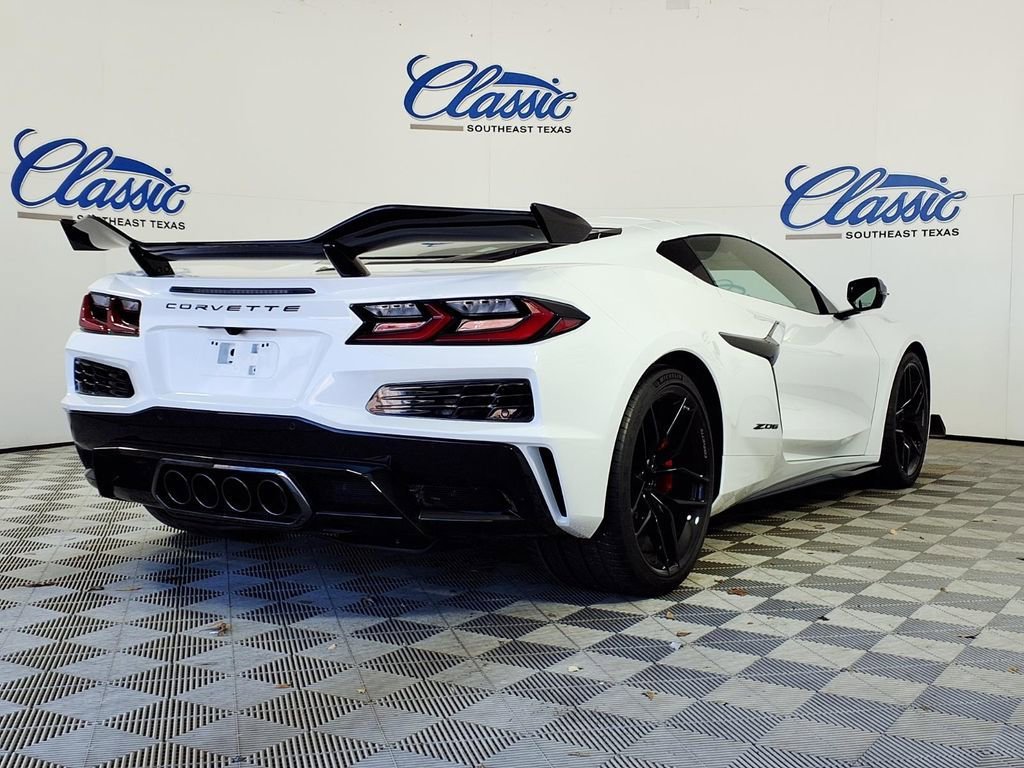 New 2026 Chevrolet Corvette Z06 RWD image 6