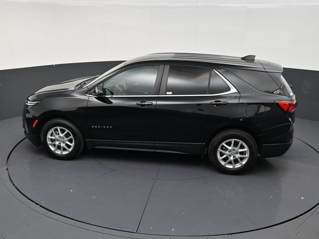 Used 2024 Chevrolet Equinox LT FWD image 14