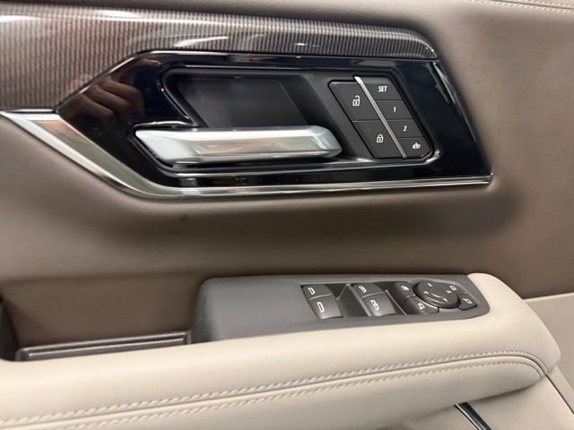 New 2026 GMC Yukon XL Elevation w/ LPO, Floor Liner Package image 14
