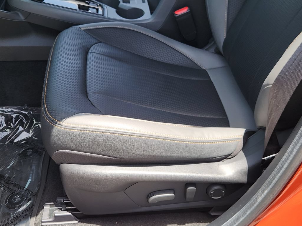 Certified 2025 Subaru Crosstrek 2.5i Wilderness w/ Crosstrek Mirror Package AWD/4WD image 21