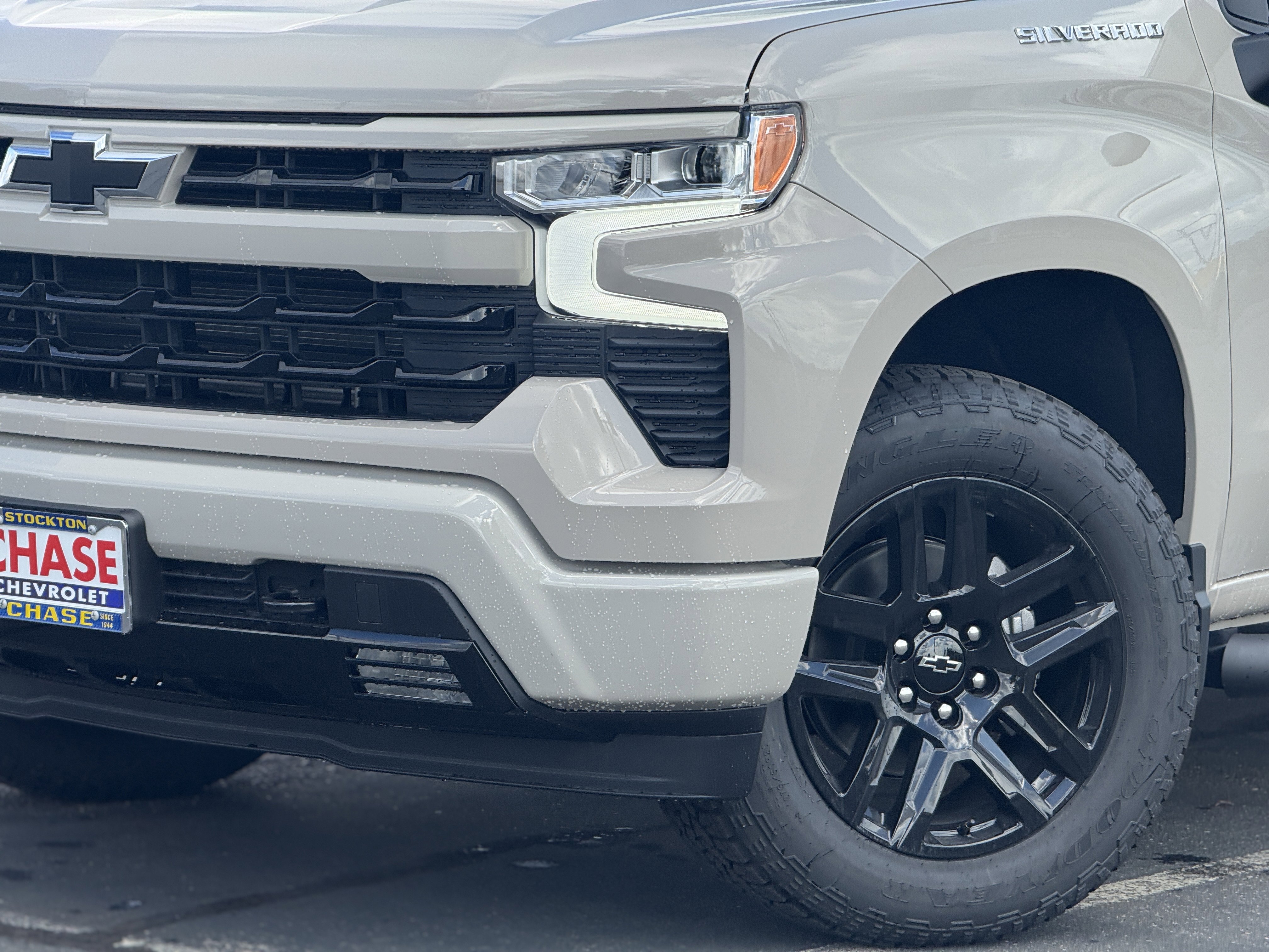 New 2026 Chevrolet Silverado 1500 RST w/ RST Select Package AWD/4WD image 3