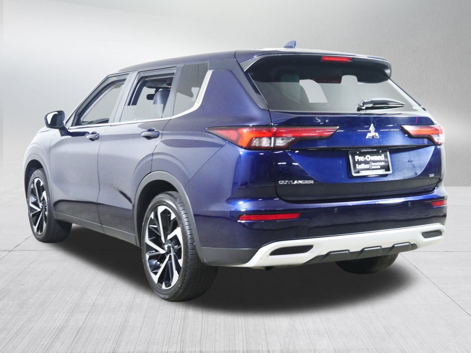 Used 2024 Mitsubishi Outlander SE image 5