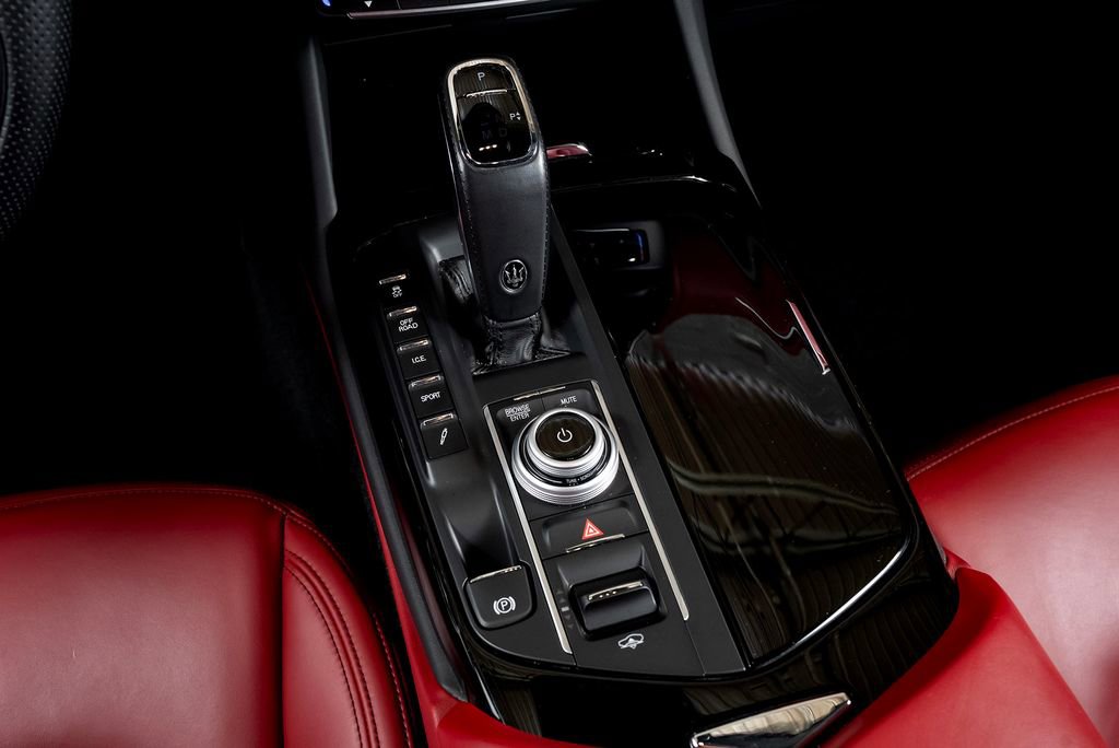 Used 2022 Maserati Levante GT image 44