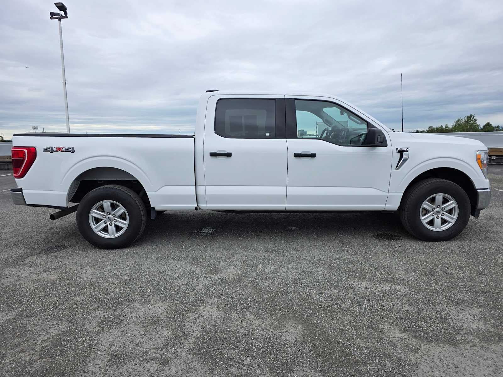 Used 2022 Ford F150 XLT w/ Equipment Group 301A Mid AWD/4WD image 2